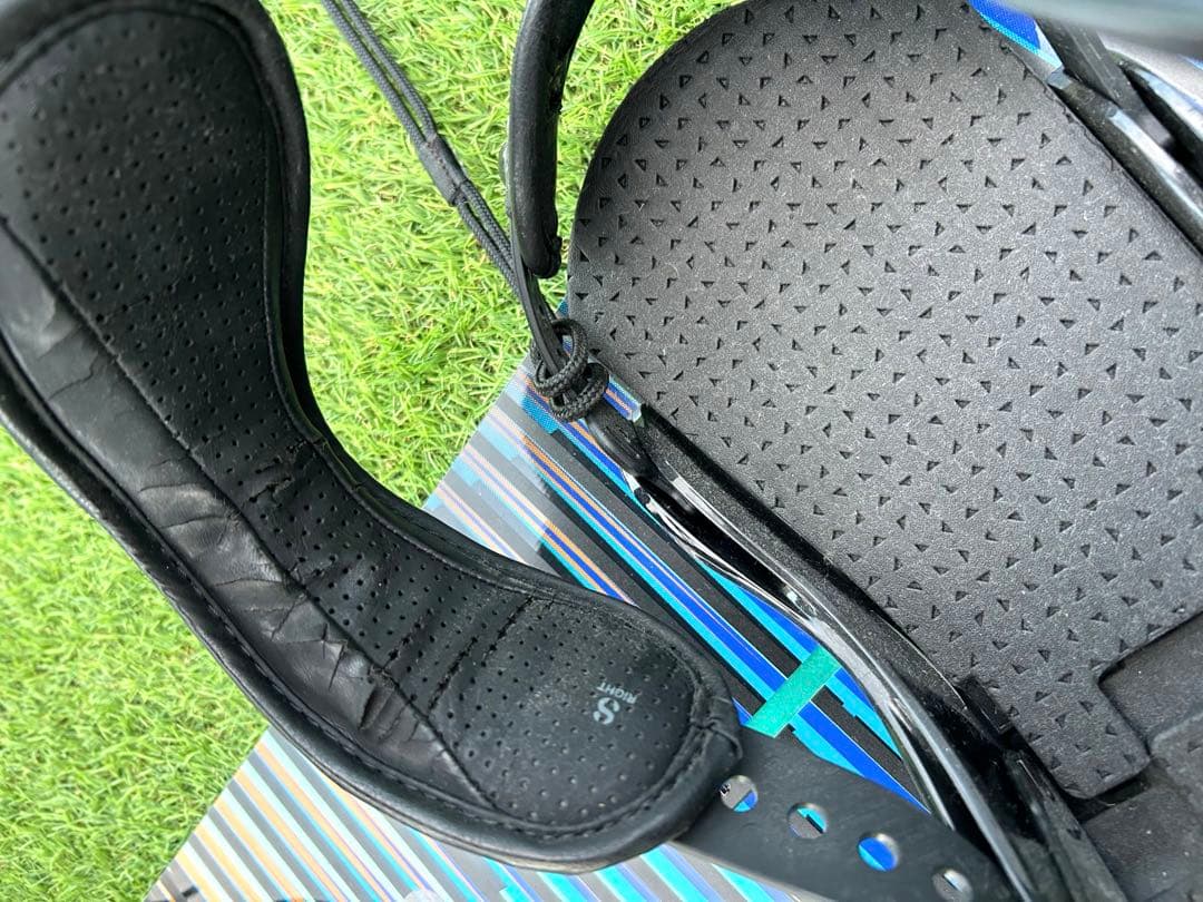 BURTON カバー付き151cmビンディング付き スノーボードクラッシュ