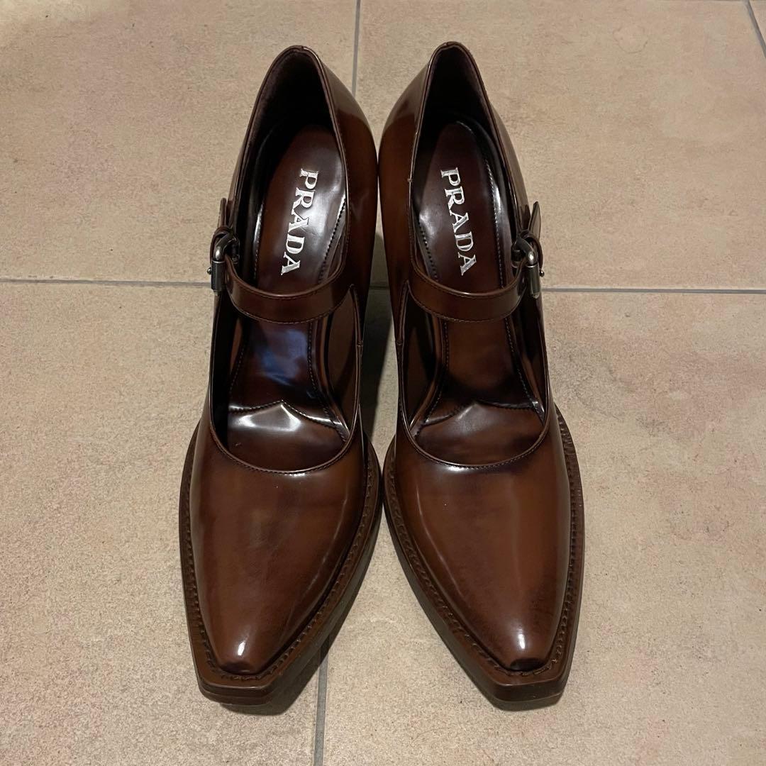 PRADA ブラウン ヒール靴 ポインテッドトゥ