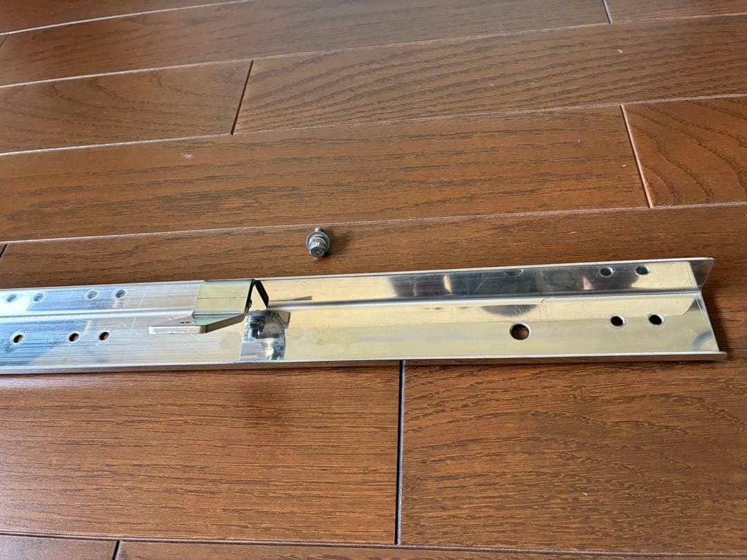 三菱ふそうスーパーグレート用ワンマン灯ステー（ハイルーフ用）