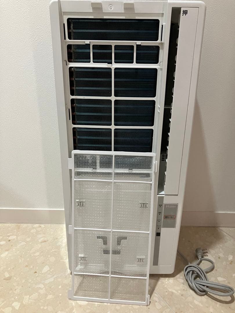 20年製 ハイアール JA-16U 窓用エアコン 冷房専用 4～6畳 送料無料