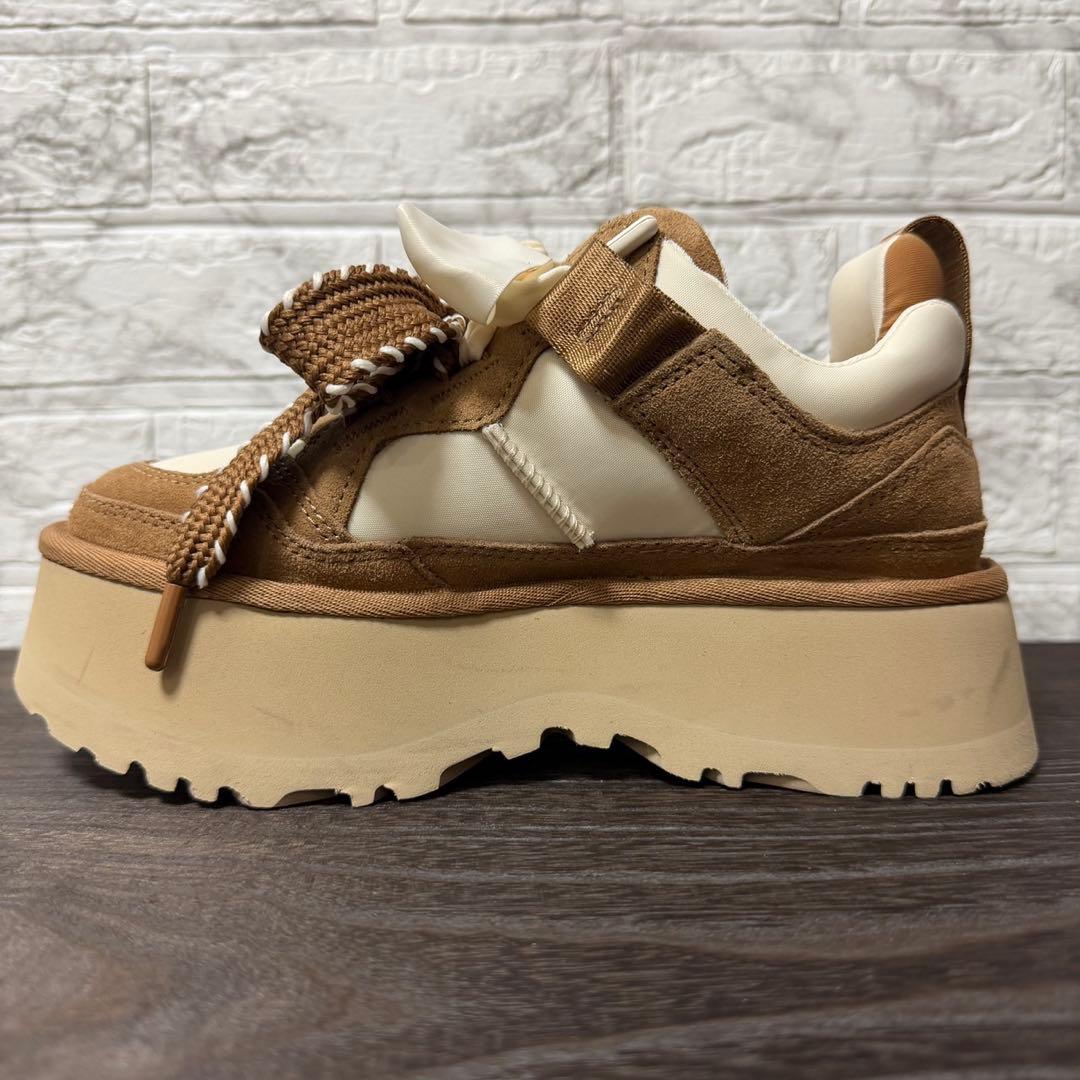 UGG アストロメル 厚底スニーカー チェスナット 23cm