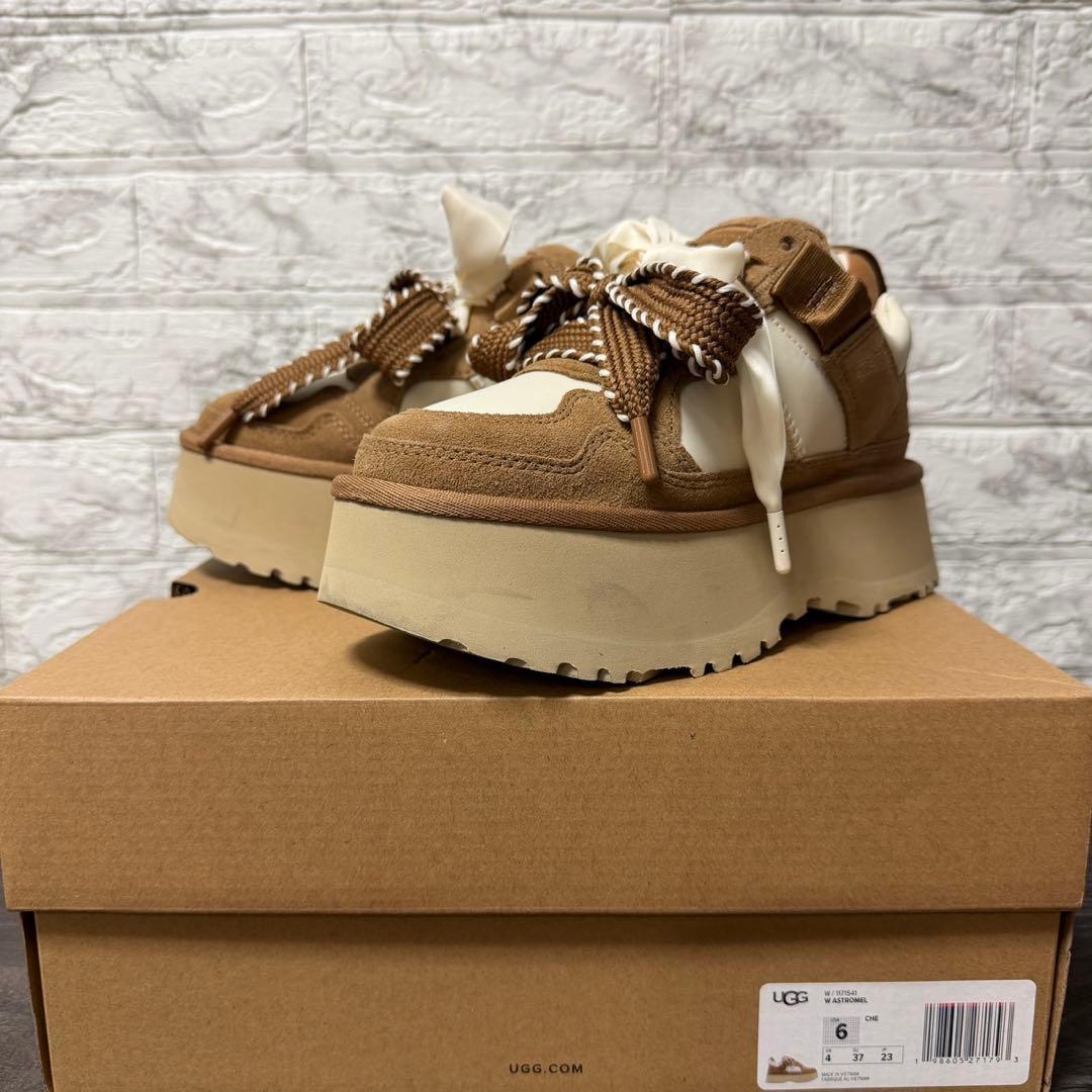 UGG アストロメル 厚底スニーカー チェスナット 23cm