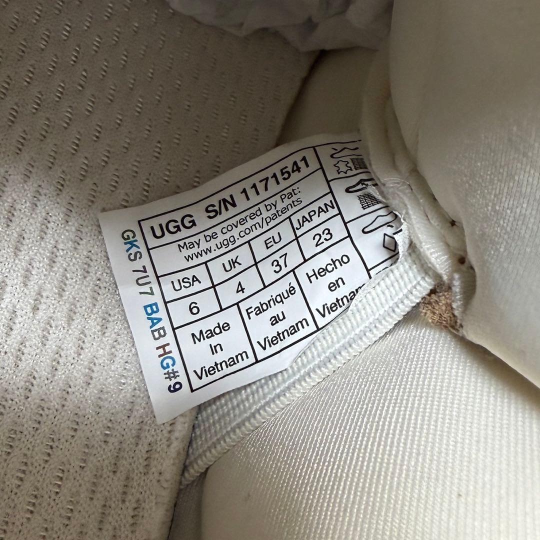 UGG アストロメル 厚底スニーカー チェスナット 23cm