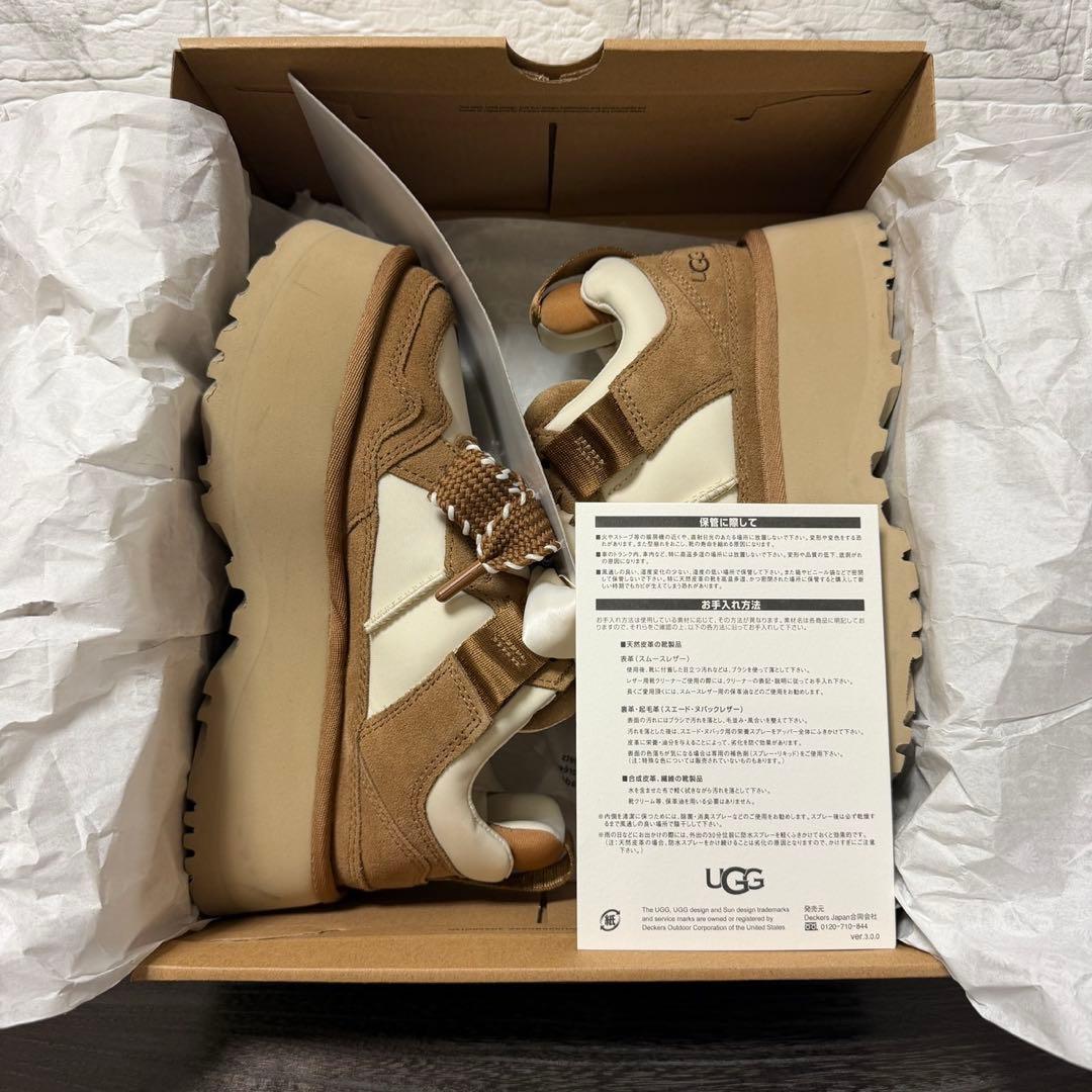 UGG アストロメル 厚底スニーカー チェスナット 23cm