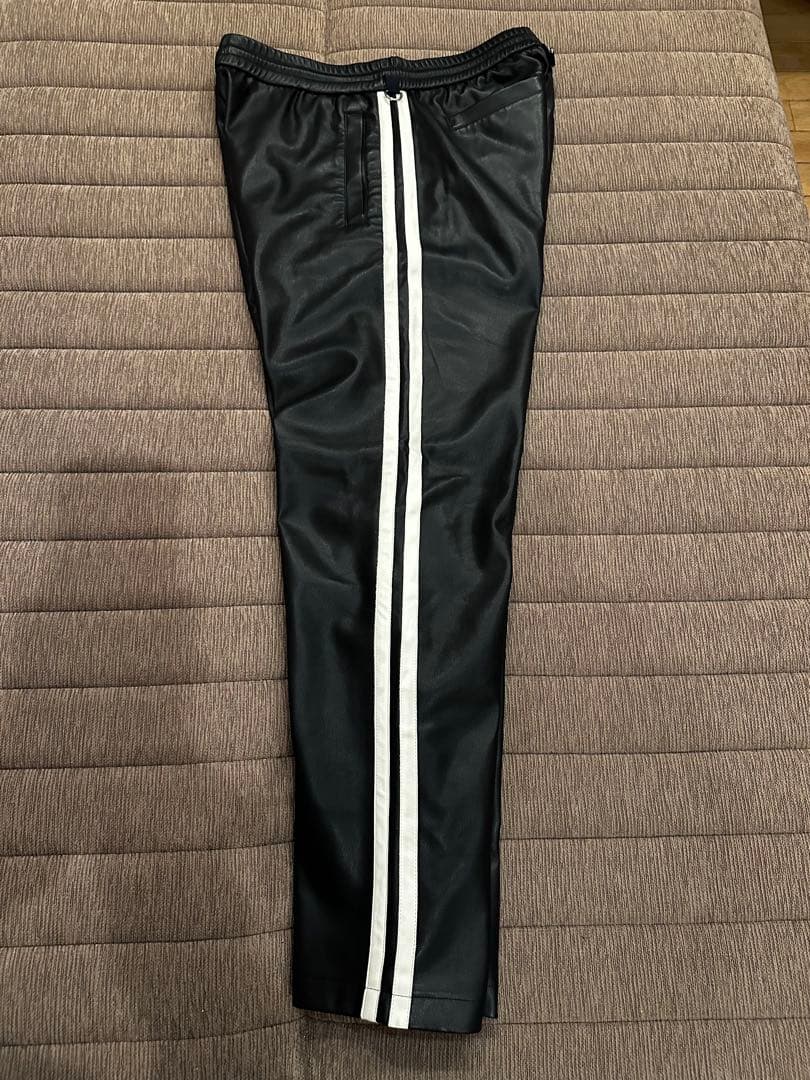 FCRB Bristol フェイクレザーパンツ　Ｌサイズ