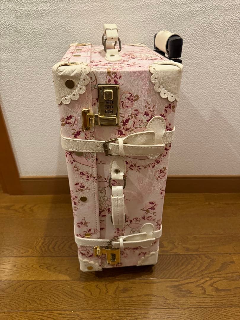 マイメロ　トランク　キャリーケース　リズメロ　リズリサ　サンリオ