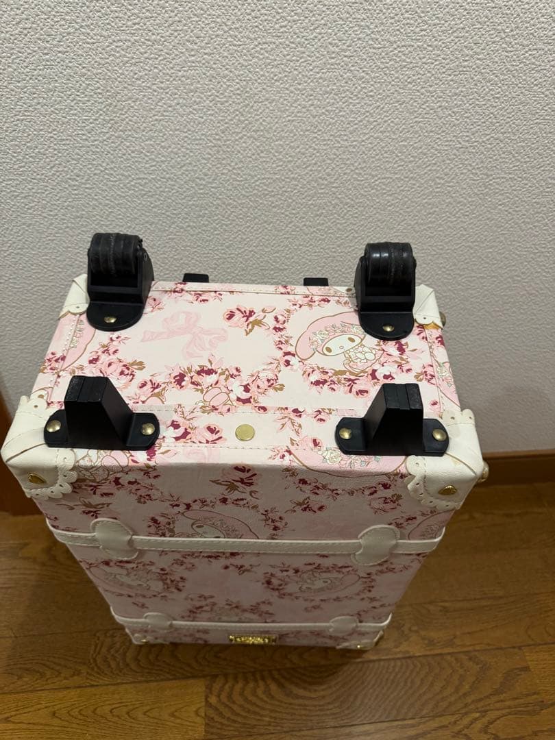 マイメロ　トランク　キャリーケース　リズメロ　リズリサ　サンリオ