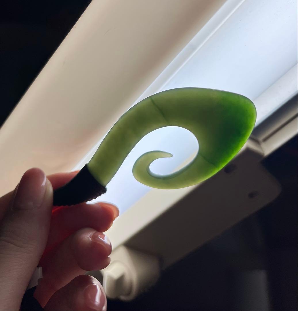 FISHERMAN 翡翠 カービングネックレス ニュージーランド産