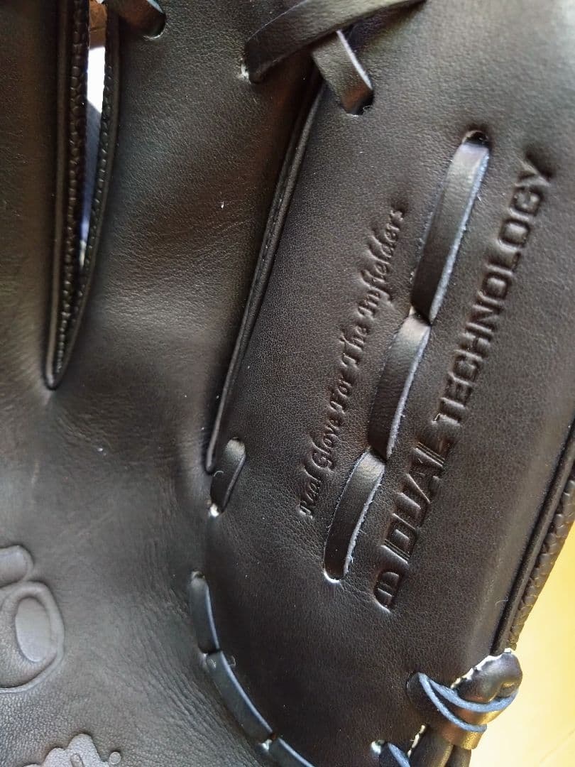 Wilson Staff DUAL 硬式内野手11.5インチ　WBW103643