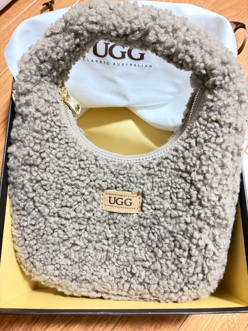 UGG シェルパファーショルダーバッグ オーストラリア限定品