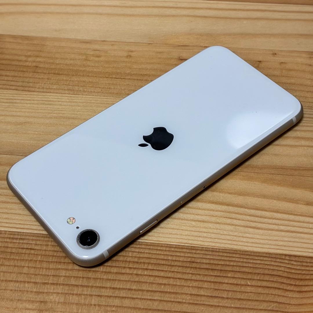 下*ん様 バッテリー新品　iPhoneSE第3世代64GB SIMフリー　美品
