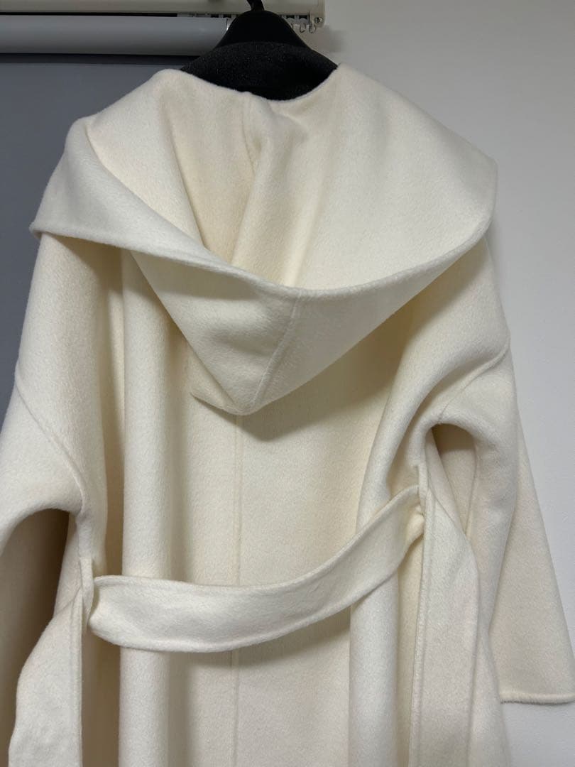 週末限定値下げ　ミラオーウェン共布ベルト付ハーフ丈フードリバーコート