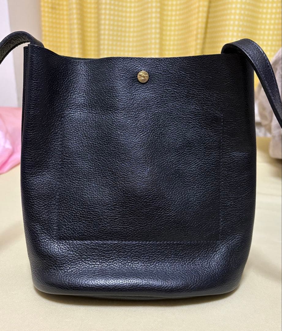 イルビゾンテ　クロスボディバッグ　ショルダーバッグ