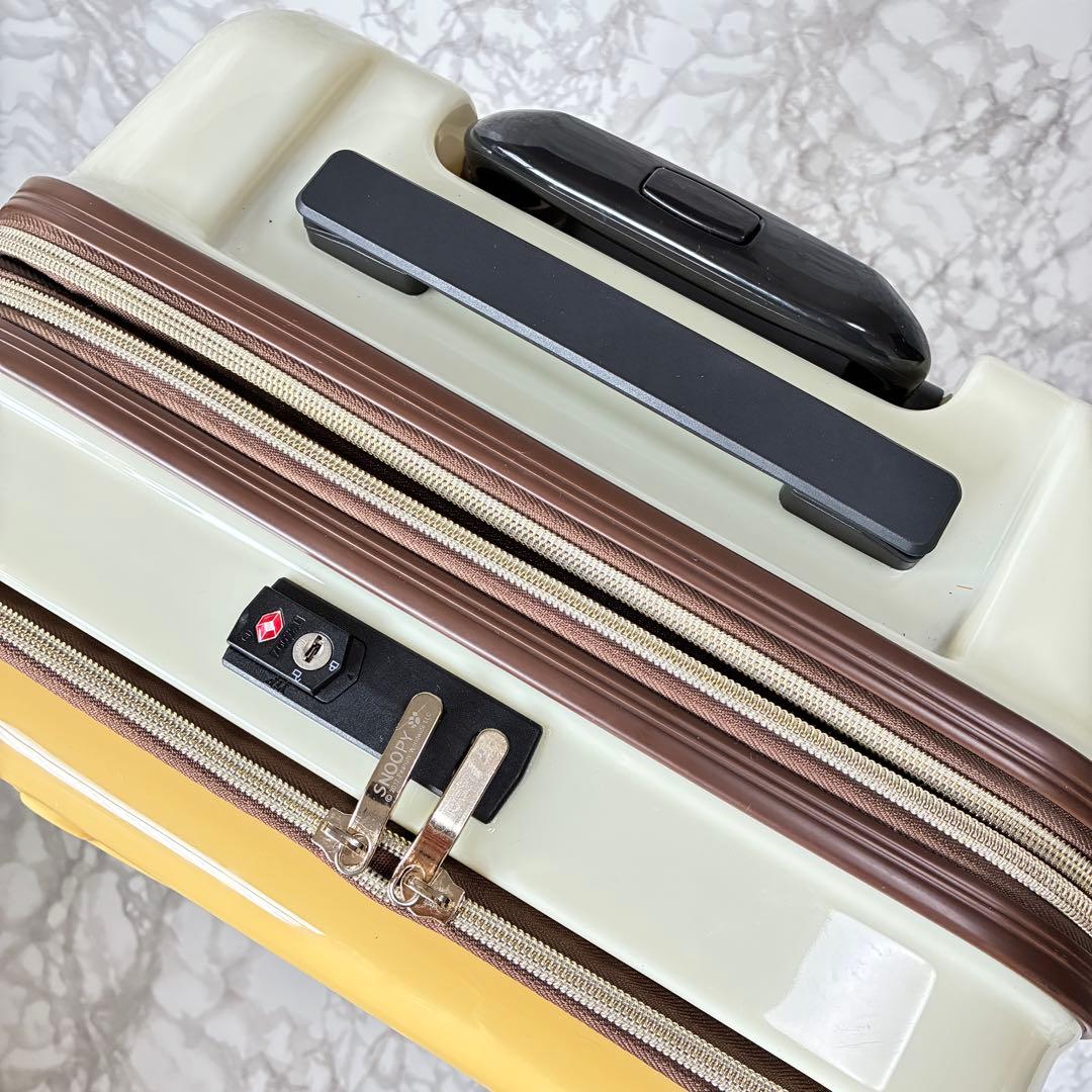 大人気★PEANUTS スヌーピー　キャリーケース Ｍ