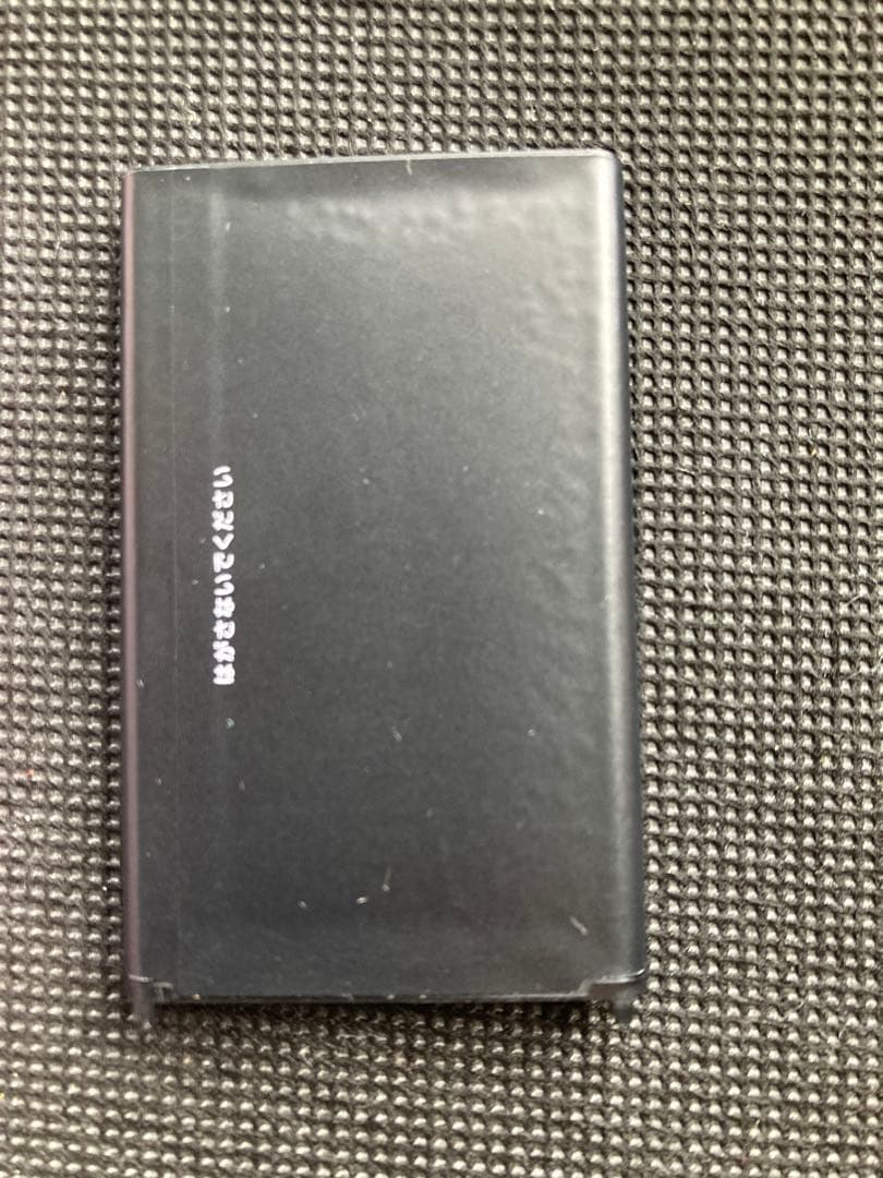 ピンク 防水携帯電話 本体 USBケーブル付き