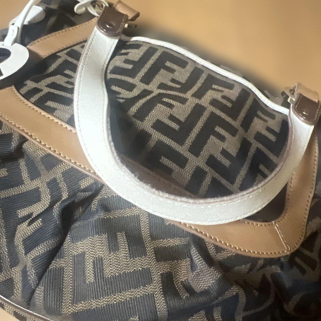 FENDI バッグ　ズッカ柄
