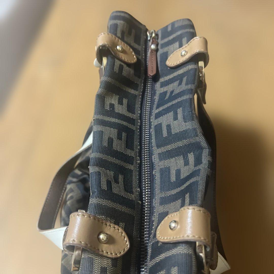 FENDI バッグ　ズッカ柄