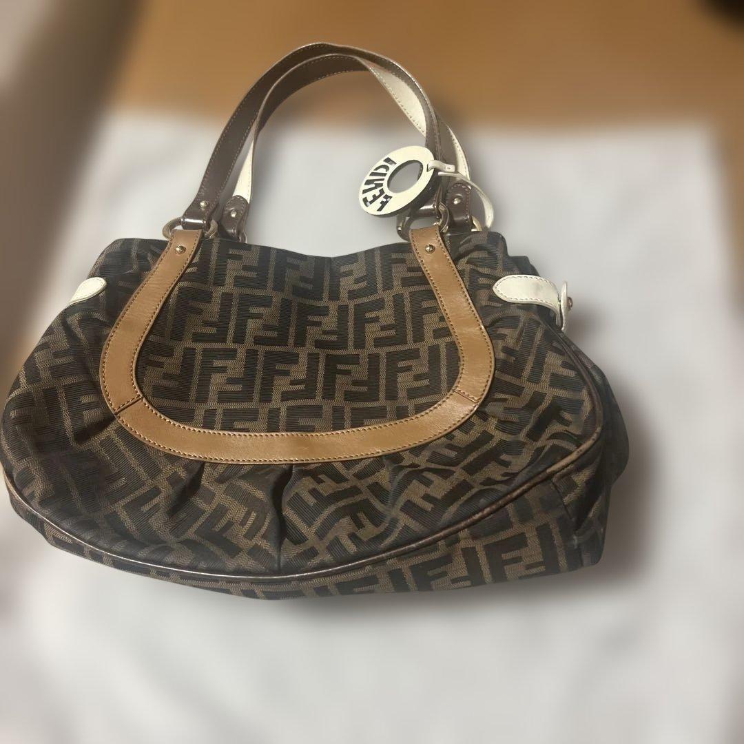 FENDI バッグ　ズッカ柄