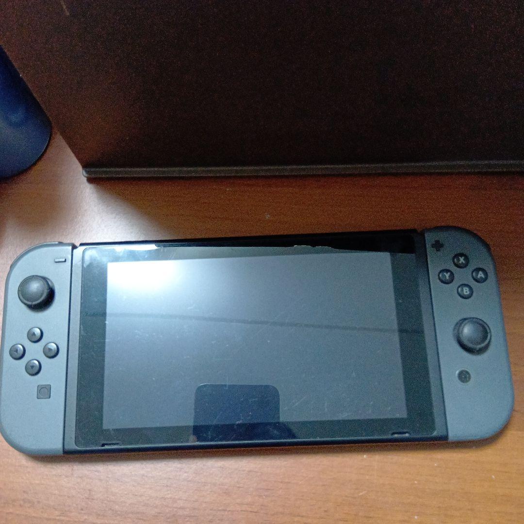 Nintendo Switch 本体 + USB-Cケーブル