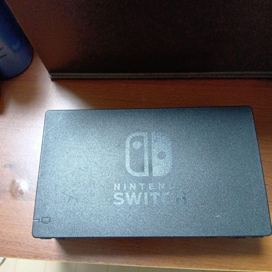 Nintendo Switch 本体 + USB-Cケーブル