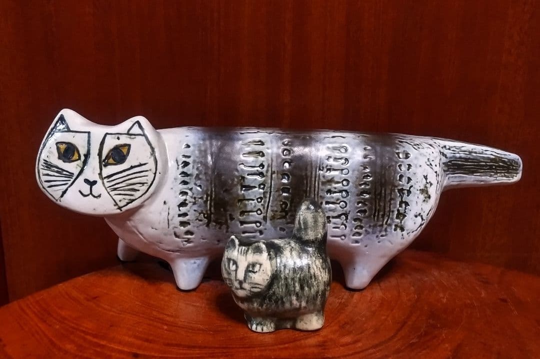 リサラーソン マイキーのパパ 名前はマックス＆ミニズー スタンディングキャット