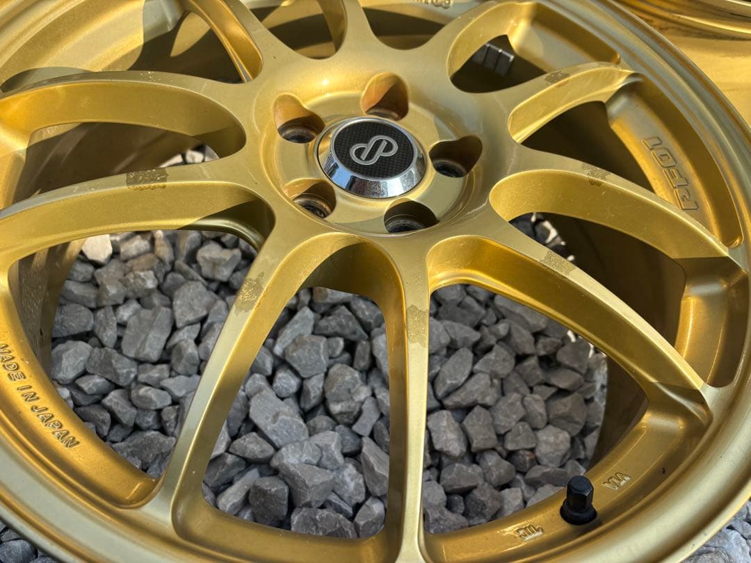 エンケイ 18インチ ゴールドホイール 日本製