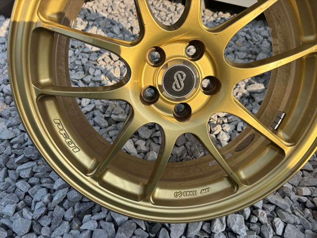 エンケイ 18インチ ゴールドホイール 日本製