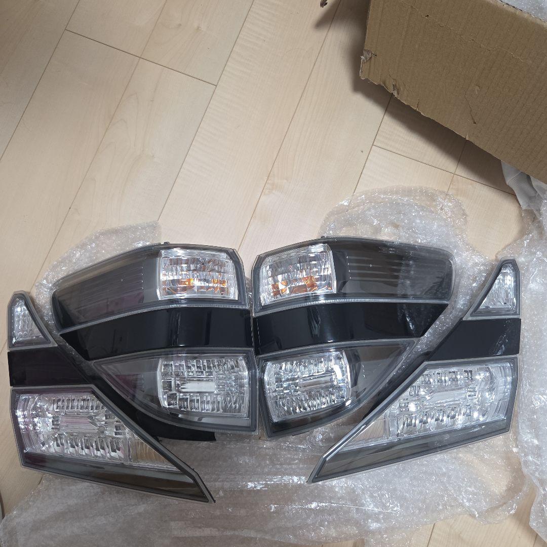 アルファード、ヴェルファイア20前期テールセット