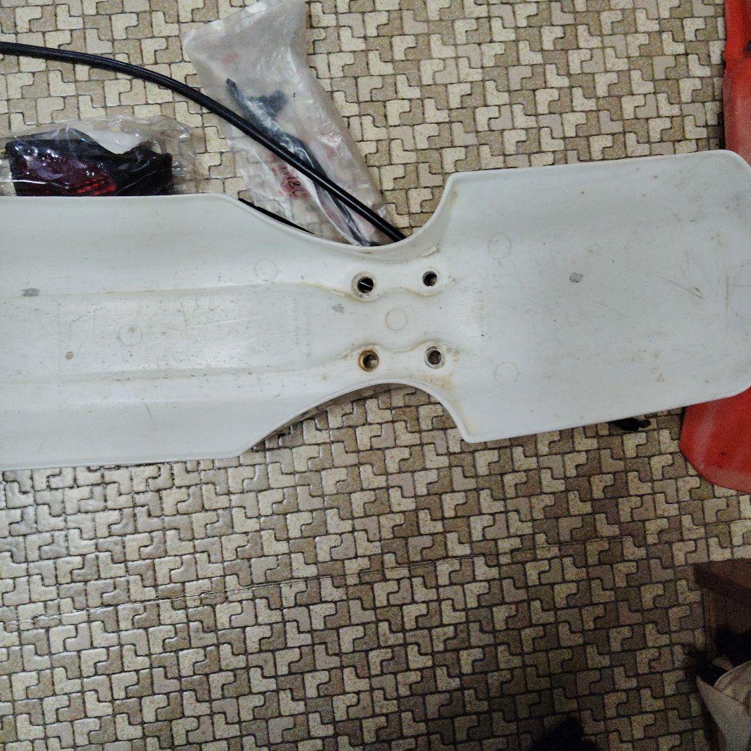 ホンダXR250R 外装パーツ