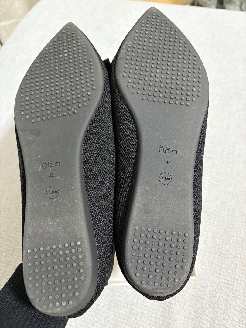 リボン付きブラックフラットシューズ　offen