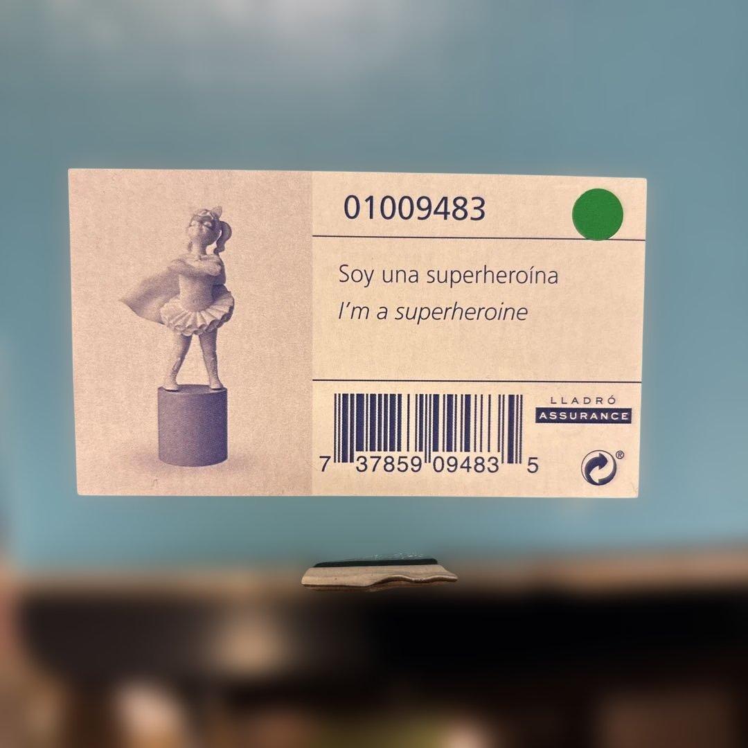 【リヤドロ】スーパーヒロイン