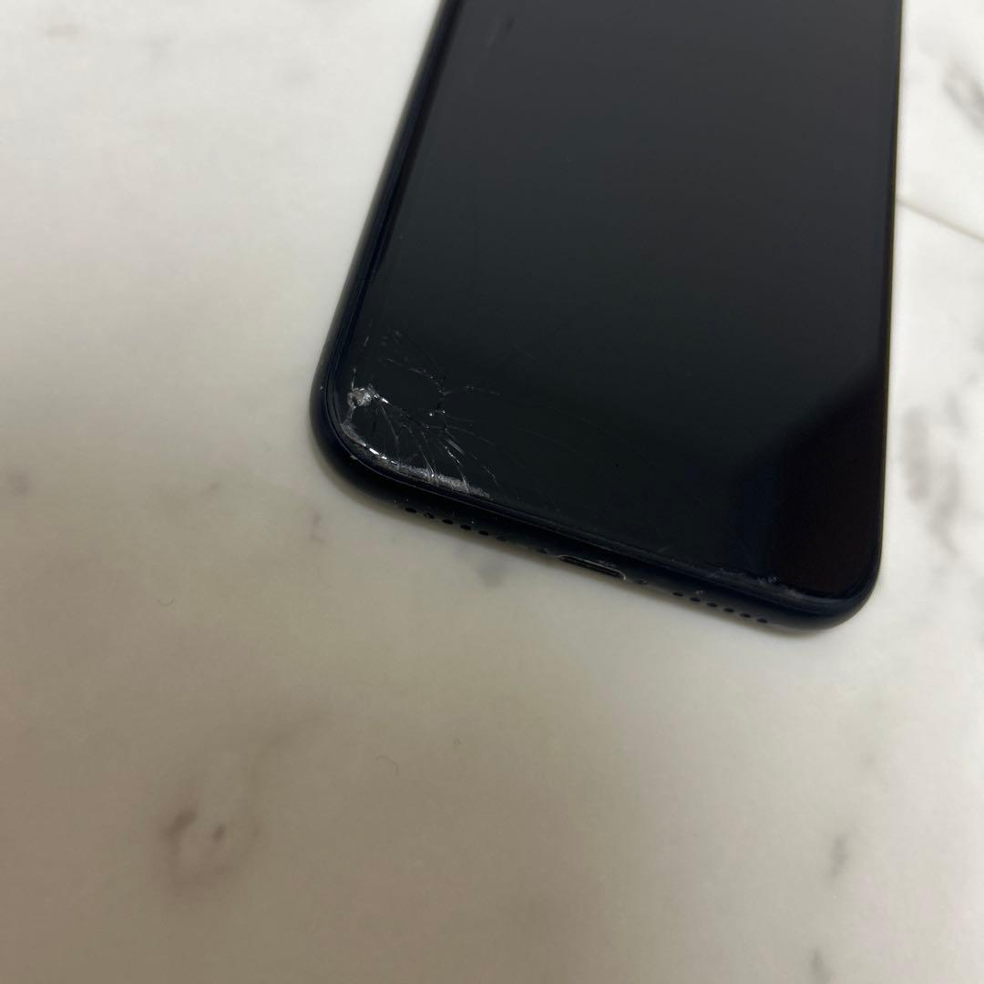 携帯電話本体 iPhone10r 64GB