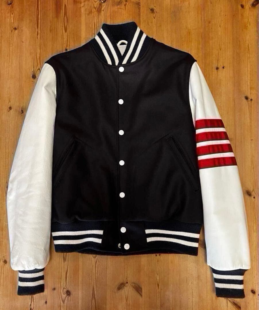 早い者勝ち！トムブラウン　4BAR 中綿　スタジャン　0