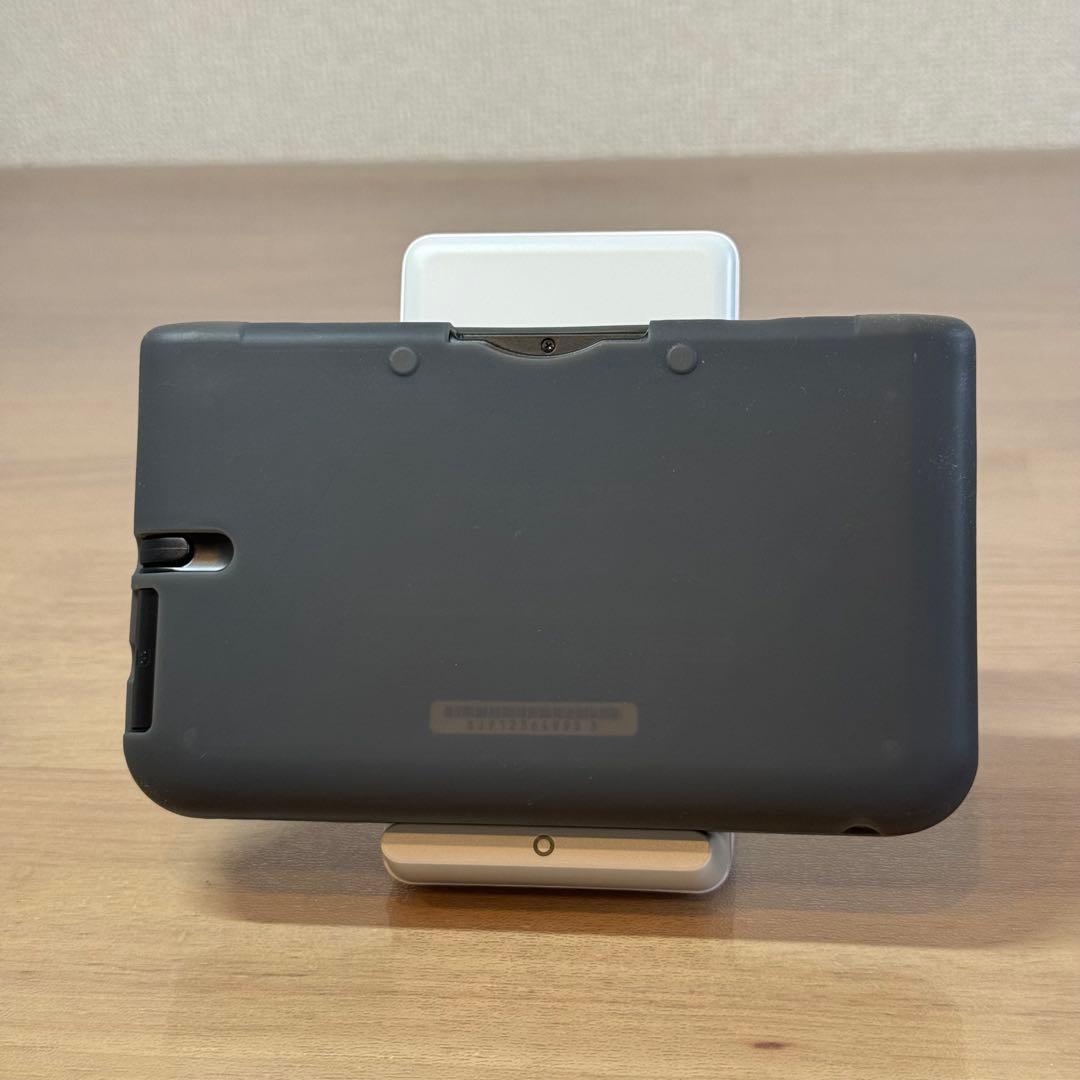 5-240【ほぼ未使用】ニンテンドー3DS LL ブラック