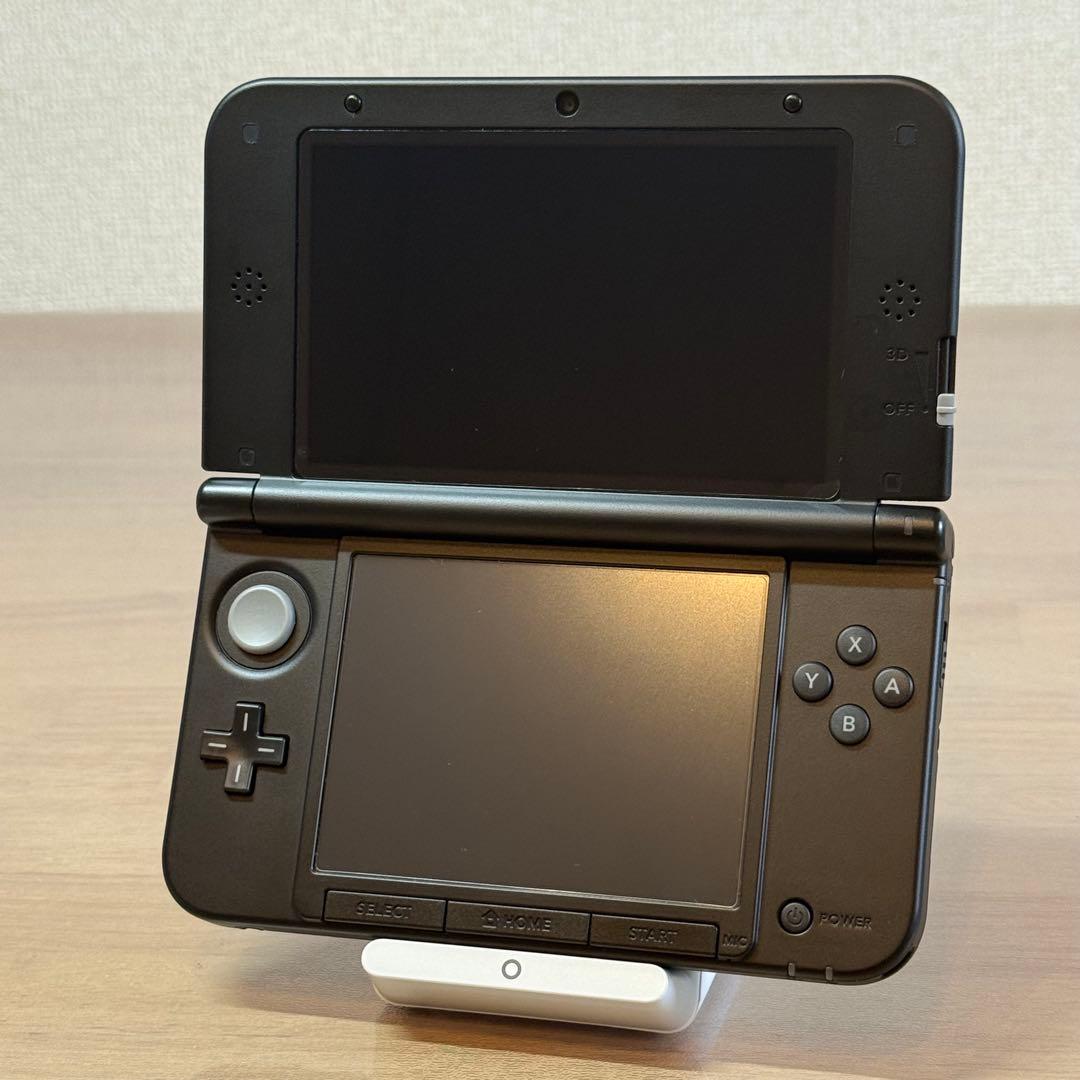 5-240【ほぼ未使用】ニンテンドー3DS LL ブラック