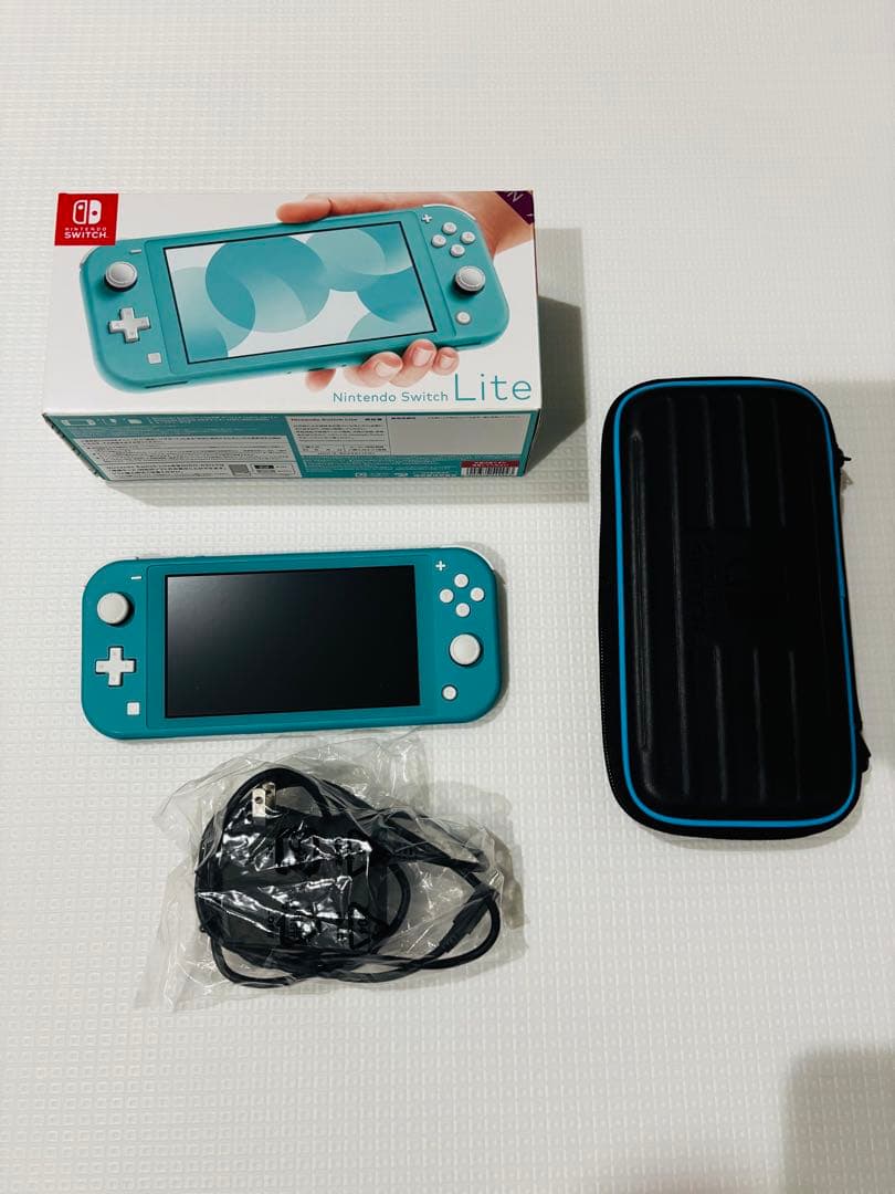 Nintendo Switch Lite /ケース&保護フィルム付き