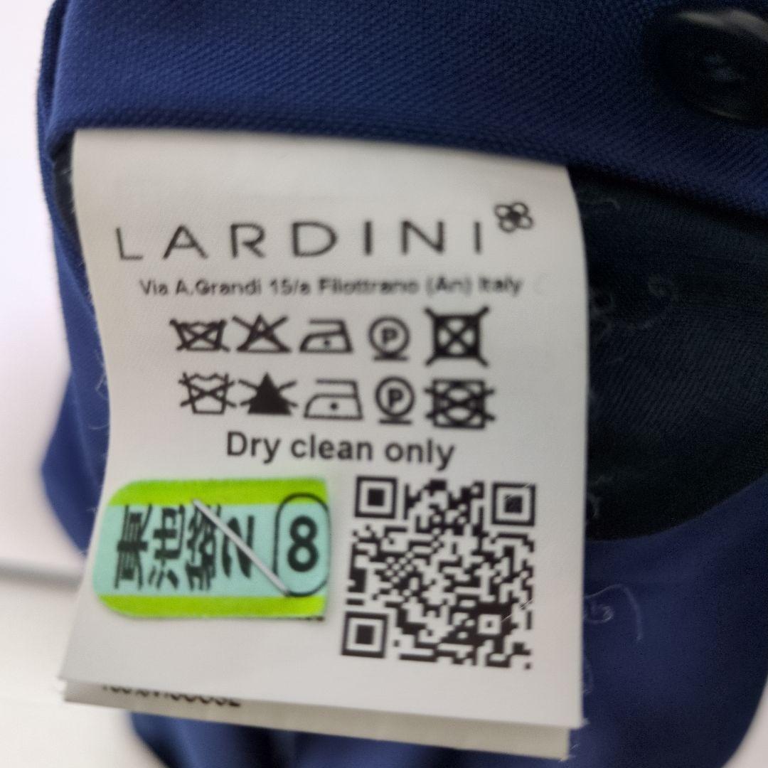 LARDINI スーツ