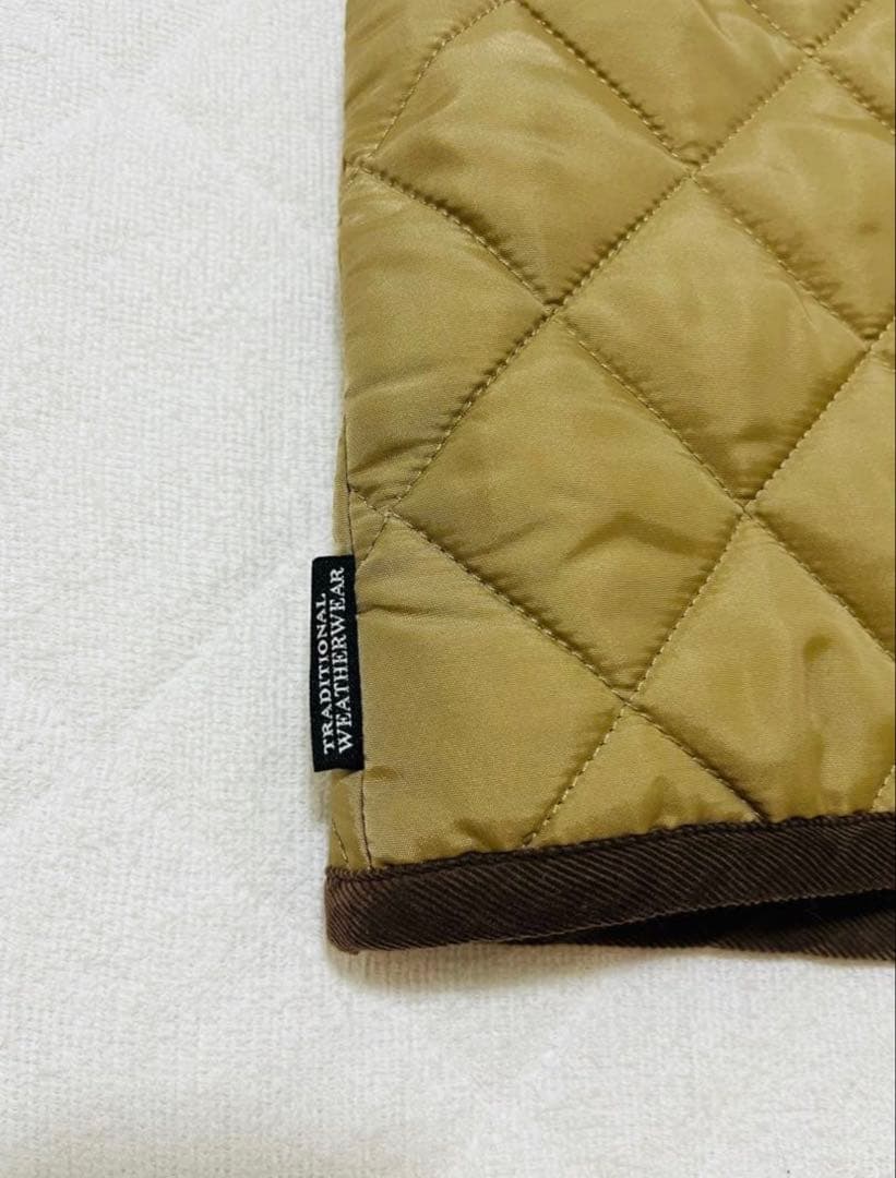 トラディショナルウェザーウェア　キルティングコート　ベージュ