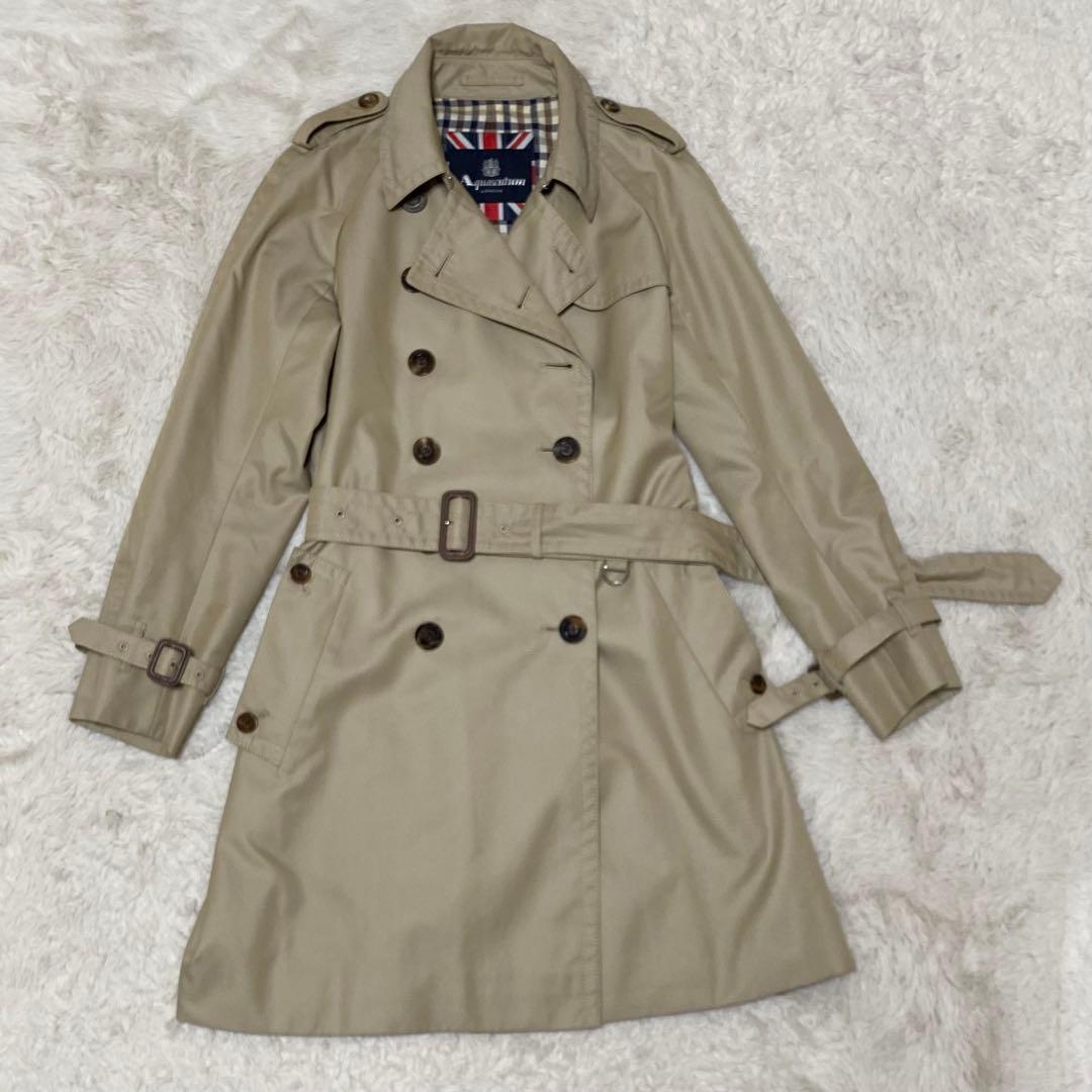 アクアスキュータム　トレンチコート　ベルト　ベージュ　ギャバジン　クラブチェック