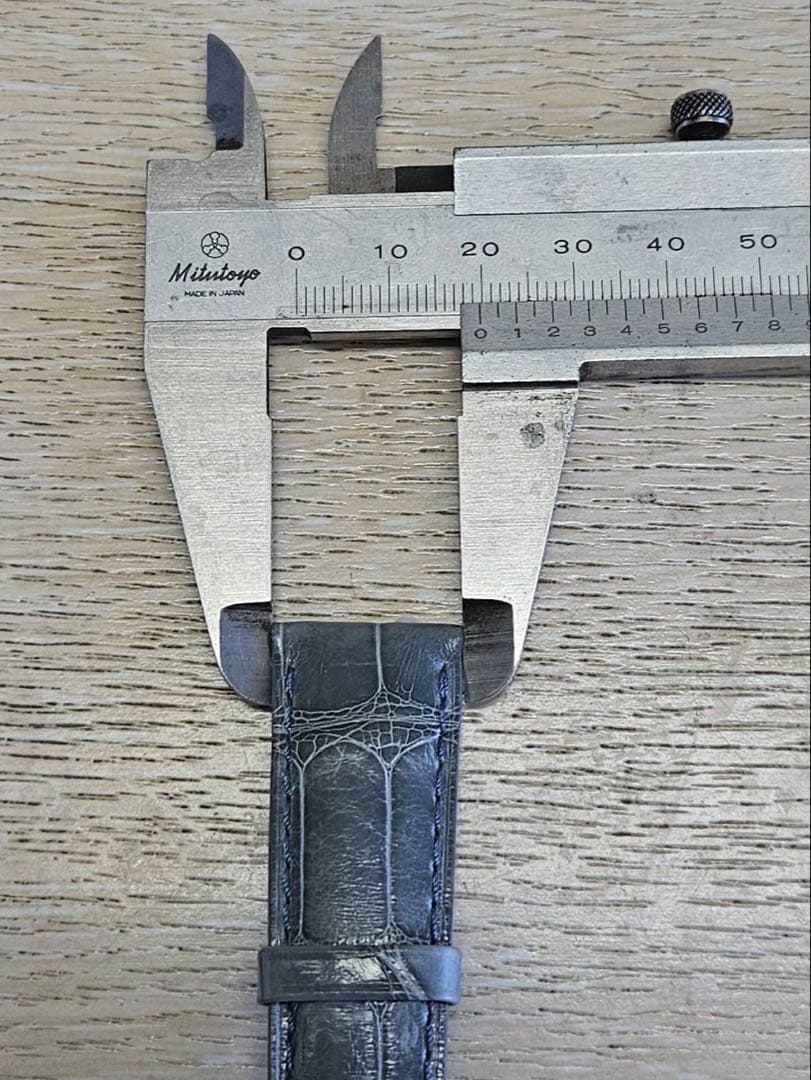 はむ カミーユフォルネ バックル 革ベルト 時計ベルト 20-16