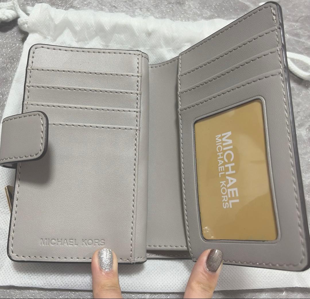 ミ*パ様 新品MICHAEL KORS マイケルコース 二つ折り財布