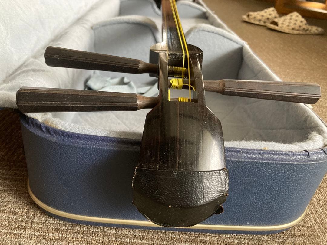 長唄三味線 丸打胴 撥2種　ハードケース付き