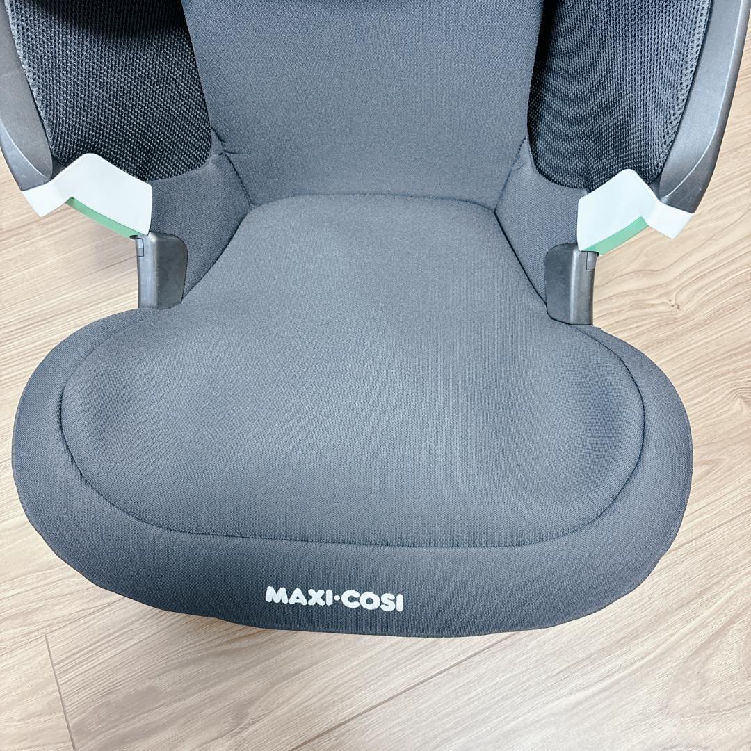 極美品 MAXI-COSI Core Pro i-Size ジュニアシート