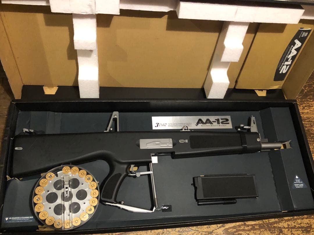 東京マルイ 電動ショットガン AA-12 ドラムマガジン付き