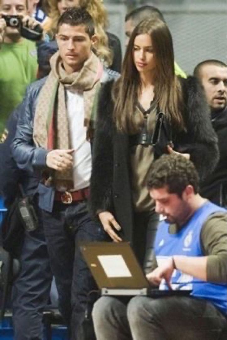 2026年新品✨GUCCIシェリーラインマフラー✨箱紙袋セット❗️グッチマフラー