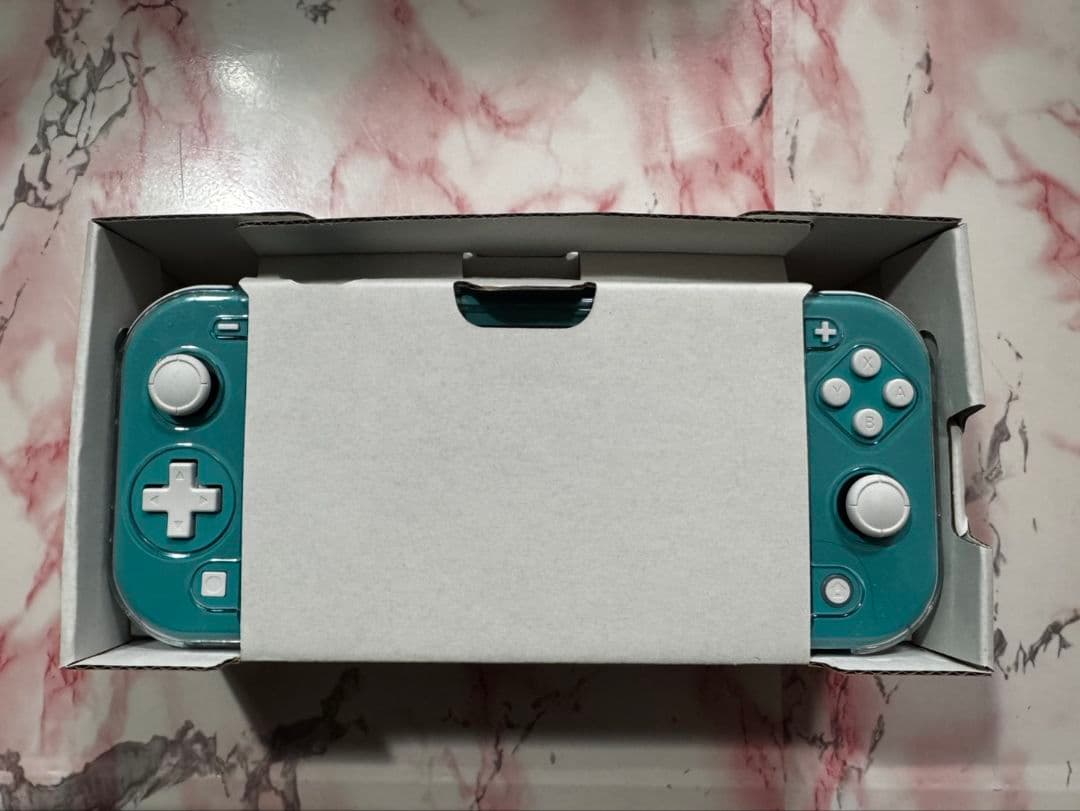 Nintendo Switch Lite ターコイズ 本体カバー付き 箱あり