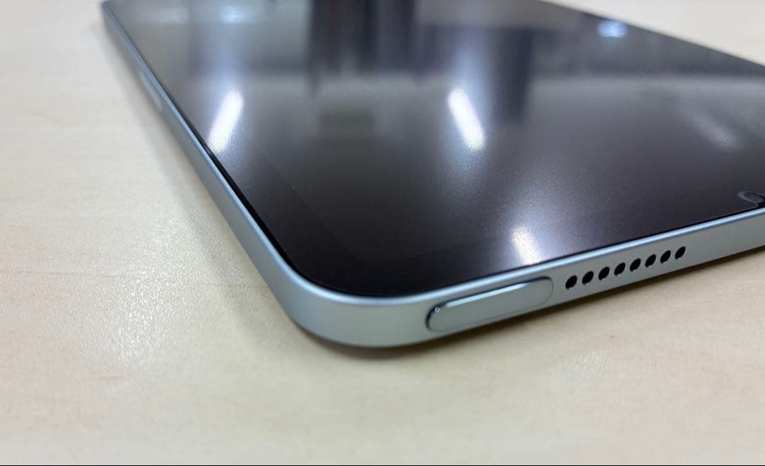 Apple iPad mini A17pro 本体 ブルー＋おまけ♪