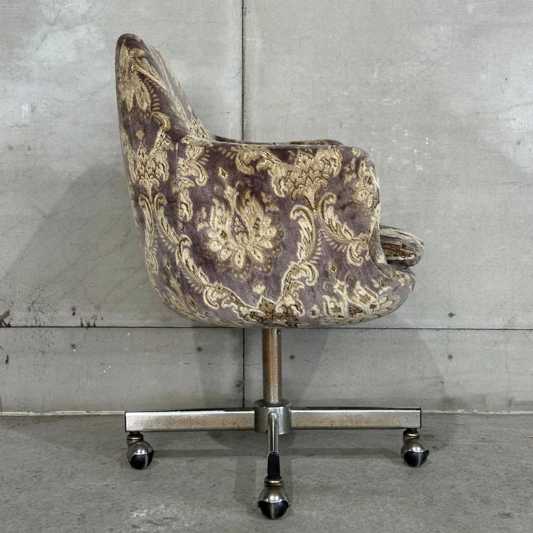 昭和レトロ ヴィンテージ ラウンジチェア 回転式 昇降 キャスター付 ダマスク柄