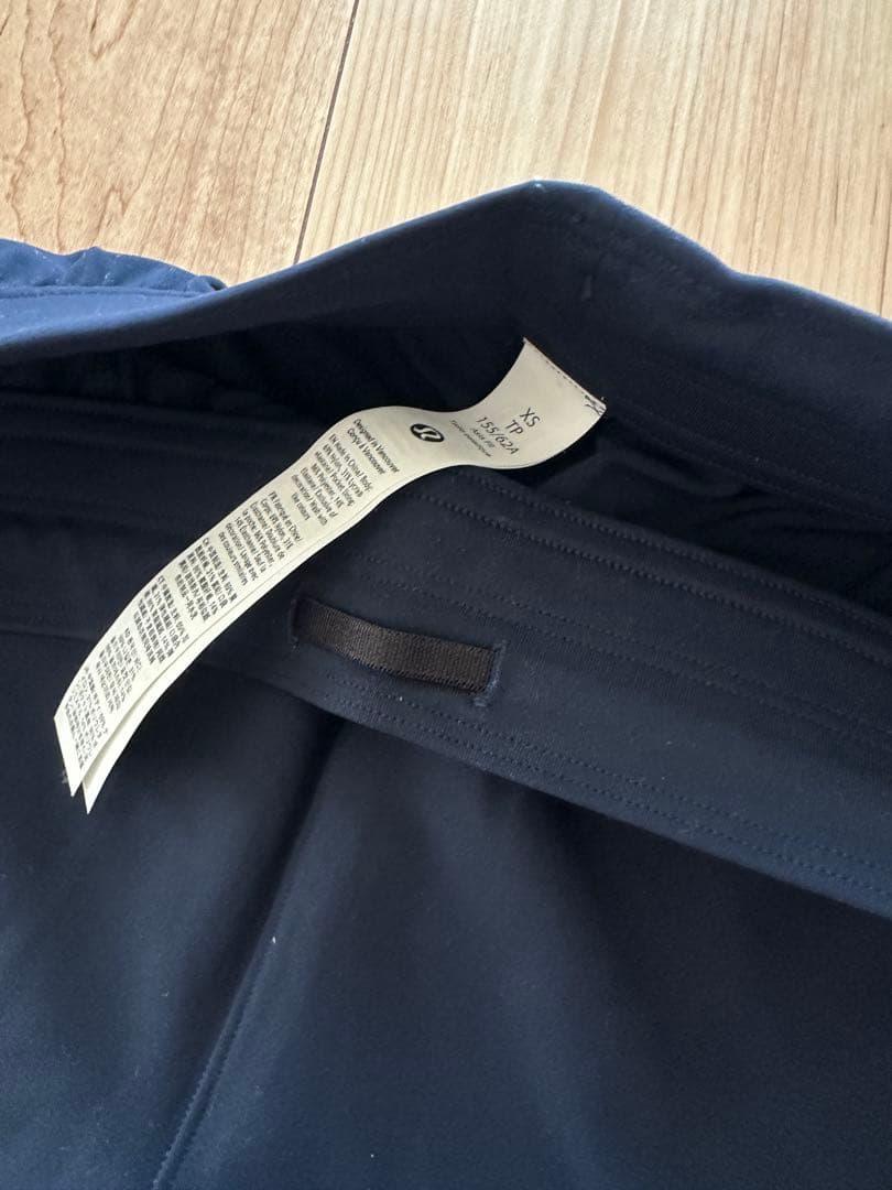 lululemon/Luxtreme プルオンミッドライズ ワイドレッグパンツ