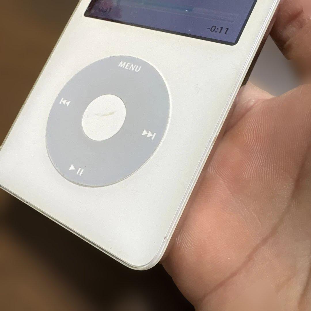 ポータブルプレーヤー Apple iPod 30GB glassic